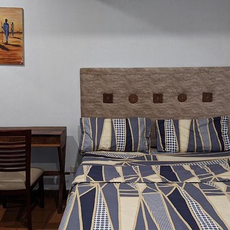 A Lovely Studio Apartment With Gym And Pool Access Дар-эс-Саламе Экстерьер фото
